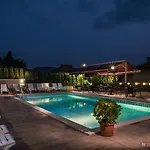 Enira 4*