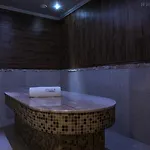 Отель Enira 4*