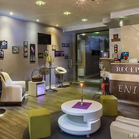 Hotel Enira